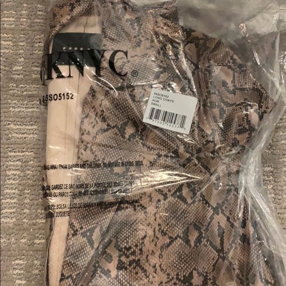 NWT FP Leather python trenchcoat- red or beige - Picture 5 of 5